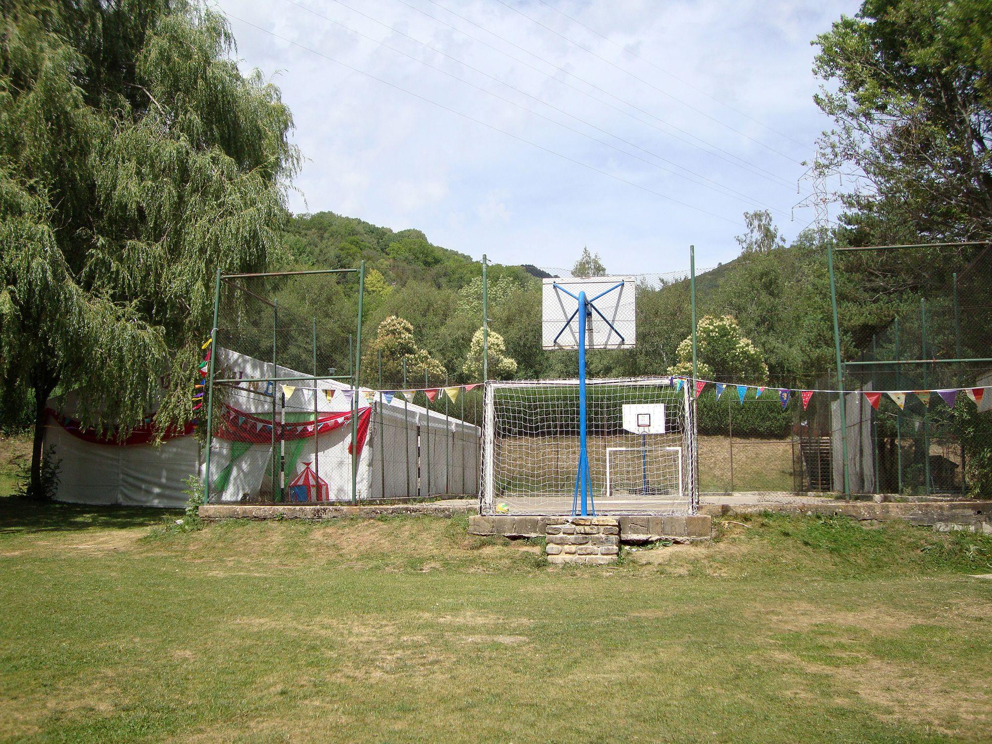Complejo Bubal Formigal 3000 Apartment Biescas  Bagian luar foto