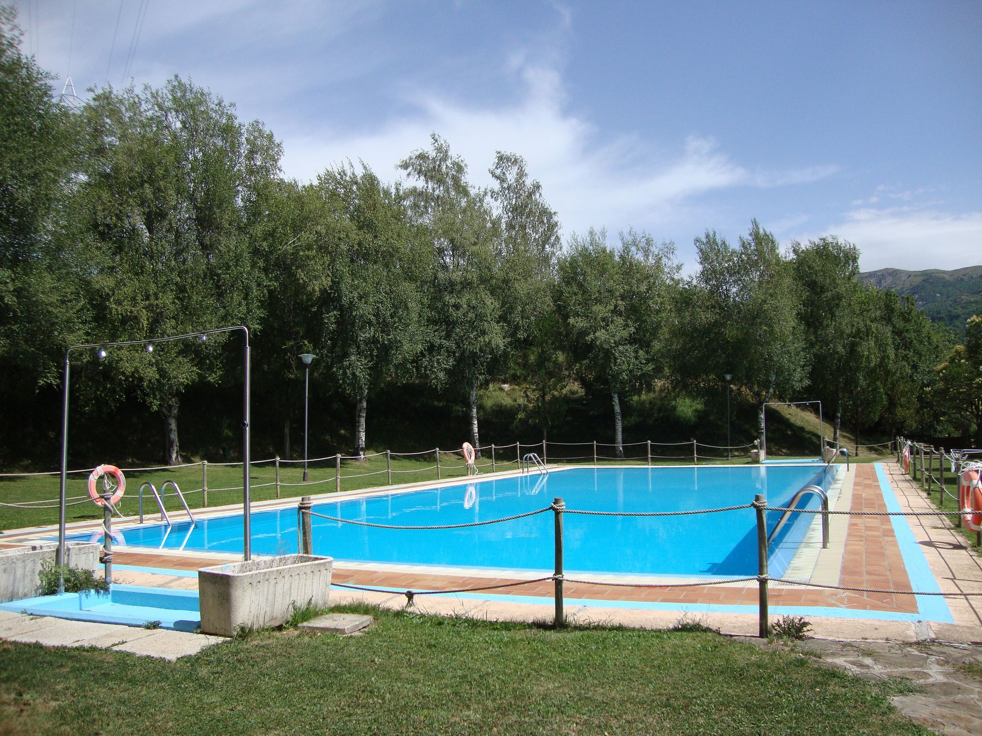 Complejo Bubal Formigal 3000 Apartment Biescas  Bagian luar foto