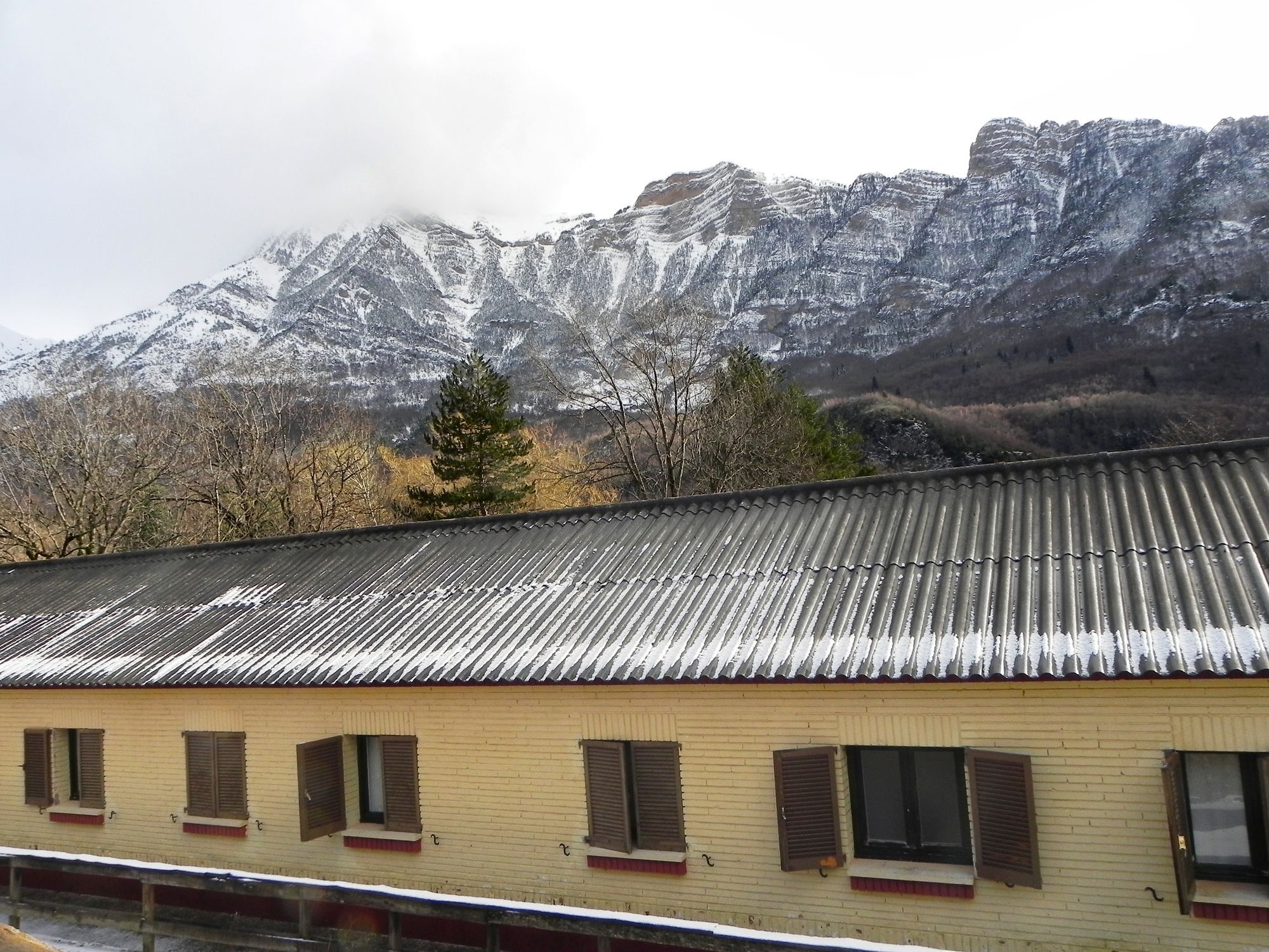 Complejo Bubal Formigal 3000 Apartment Biescas  Bagian luar foto